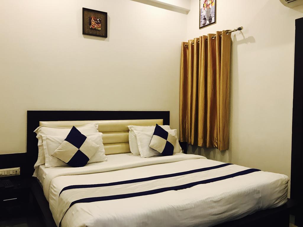 Guest house Aaradhya Residency 2*