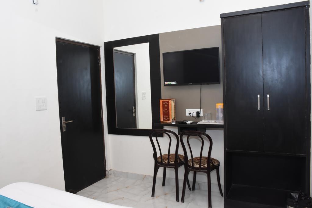 Guest house Aaradhya Residency Agra (Uttar Pradesh)