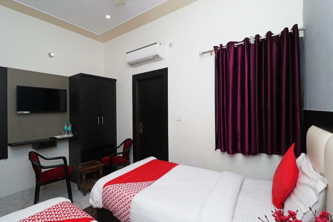 Aaradhya Residency Guest house
